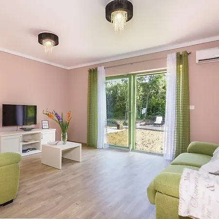 Вілла Mare & Monti Istra Опатія