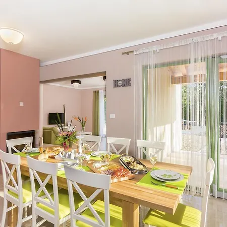 别墅 Mare & Monti Istra