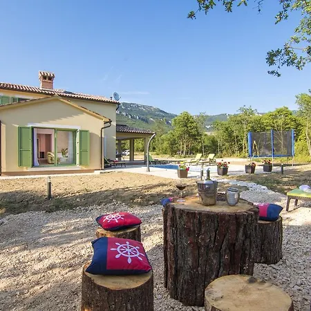 别墅 Mare & Monti Istra